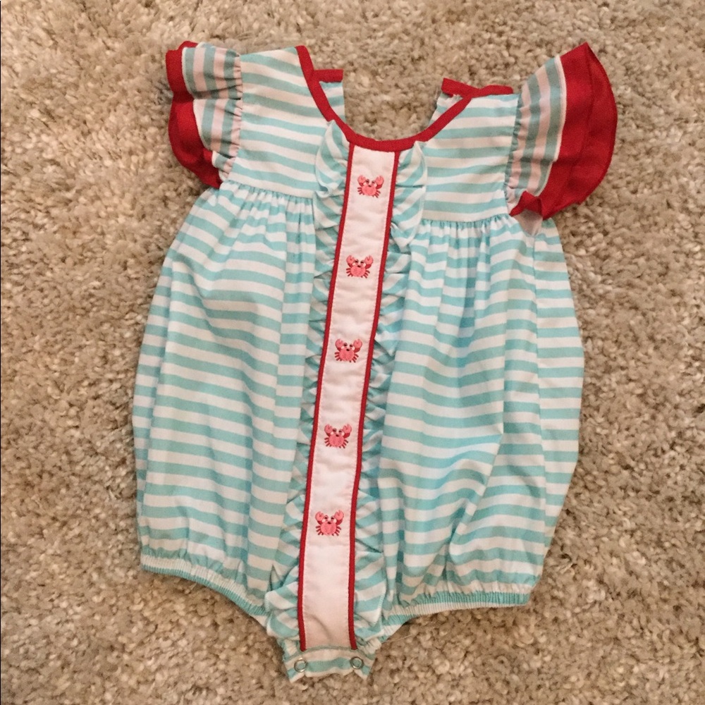 Crab Embroidered Bubble